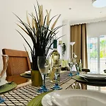Apartment Excellent In In Local Area *